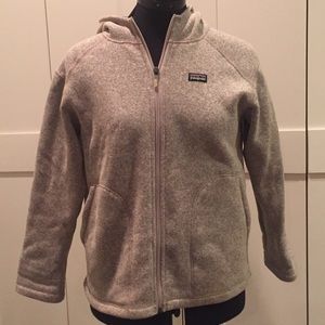 Patagonia jacket 🧥 w/ hood 👦🏻 Medium 👩🏼 Small 💕